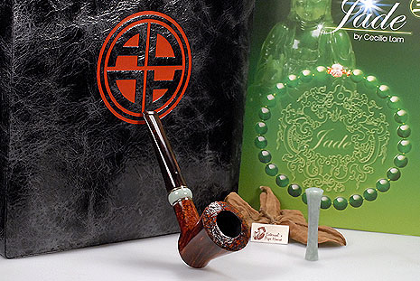 À nous les petites anglaises... Partie 2 - Page 5 Alfred%20Dunhill%20Imperial%20Pagoda%20Amber%20Root%202