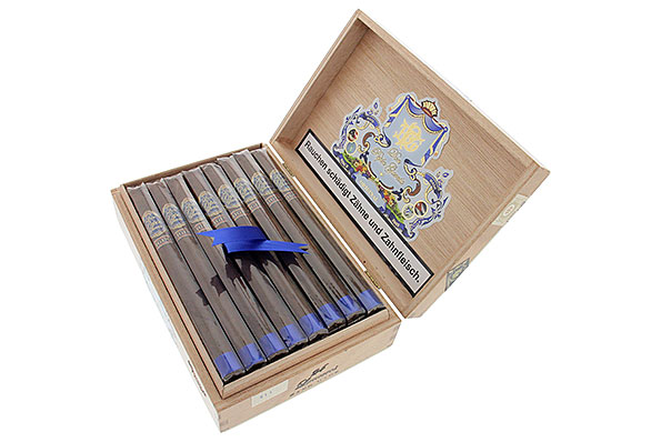 Don Pepin Garcia Original Blue Lanceros 24 Cigars