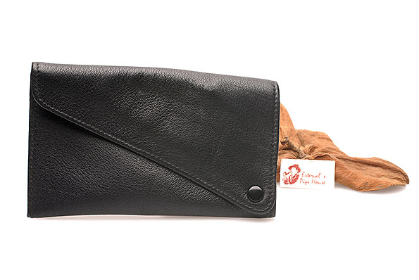 Alfred Dunhill Tabakbeutel Bias Button PA2002  Alfred Dunhill Tabakbeutel Bias Button PA2002