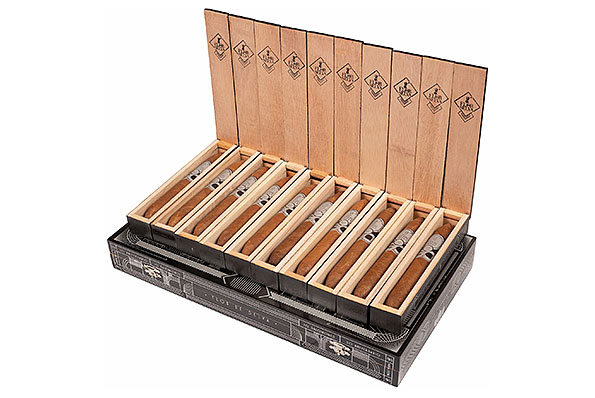 Flor de Selva Limited Edition 30th Anniversary 10 Zigarren Flor de Selva Limited Edition 30th Anniversary 10 Zigarren
