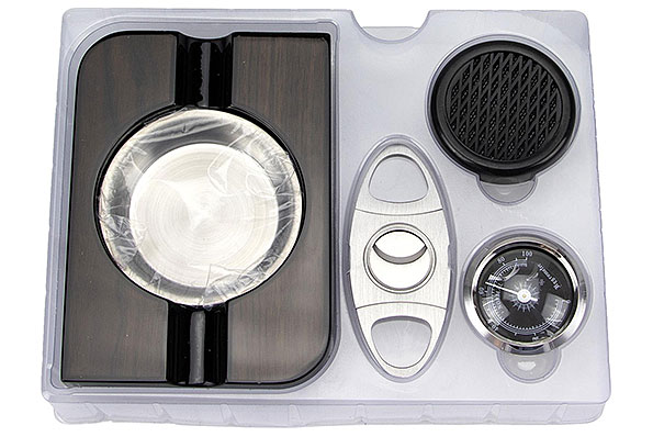Zigarren Humidor-Set Walnut Finish Zubeh�r-Tray Nahaufnahme