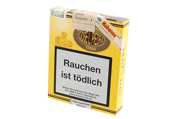 J. L. Piedra Petit Cazadores (Petit Cazadores) 5 Cigars  J. L. Piedra Petit Cazadores (Petit Cazadores) 5 Cigars