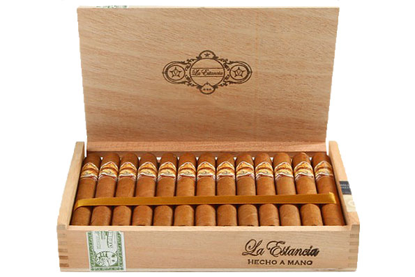 La Estancia Corona (Corona) 25 Zigarren