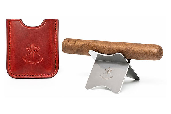 Les Fines Lames Cigar Stand Cherry Red for 1 Cigar