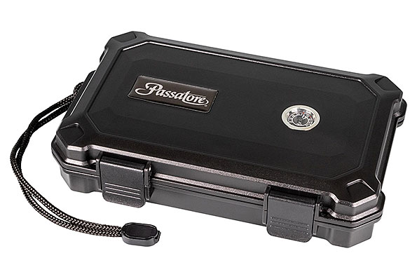 Passatore Cigar Case Acryl schwarz für 5 Zigarren Passatore Cigar Case Acryl schwarz für 5 Zigarren