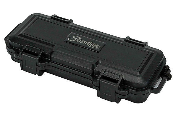 Passatore Cigar Case Acryl schwarz f�r 4-5 Zigarren