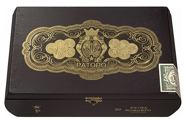 Patoro VA Extra Robusto 10er Kiste geschlossen