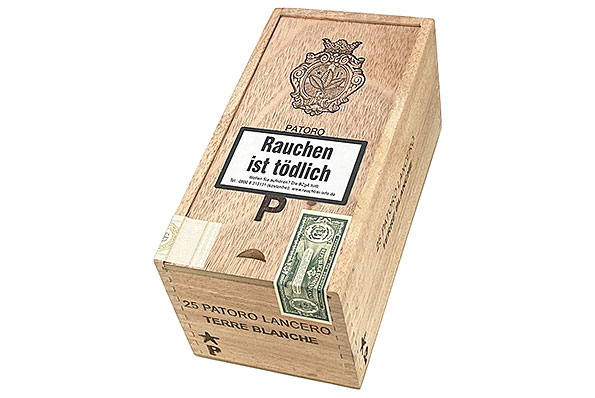 Patoro Terre Blanche Lancero 25er Kiste geschlossen