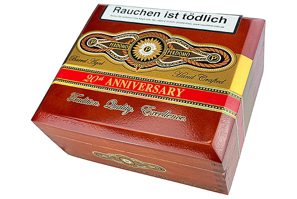 Perdomo 20th Anniversary Connecticut Epicure 24er Kiste geschlossen