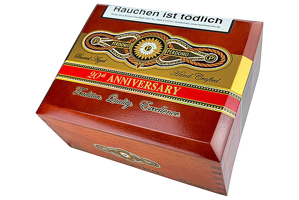 Perdomo 20th Anniversary Connecticut Gordo 24er Kiste geschlossen