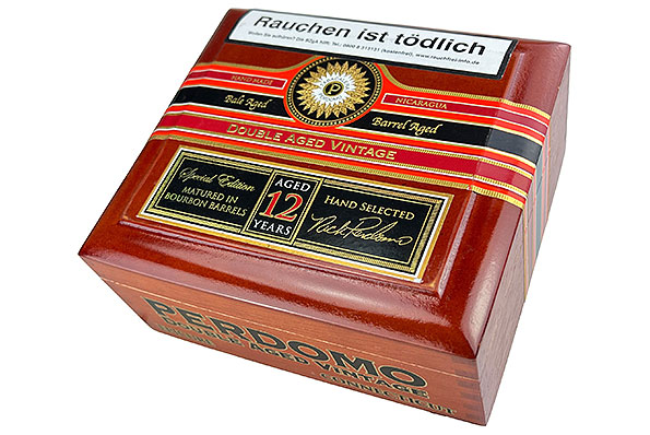 Perdomo Double Aged 12 Year Vintage Connecticut Epicure 24er Kiste geschlossen