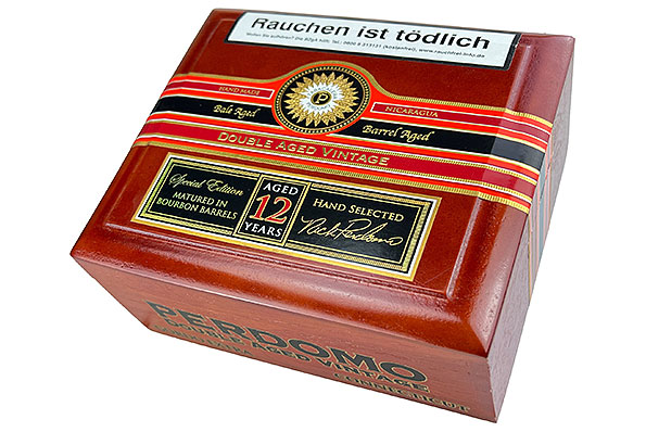 Perdomo Double Aged 12 Year Vintage Connecticut Gordo Extra 24er Kiste geschlossen