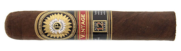 Perdomo Double Aged 12 Year Vintage Maduro Robusto Nahaufnahme
