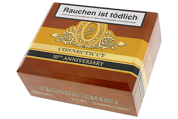 Perdomo Reserve 10th Anniversary Connecticut Robusto 25er Kiste geschlossen