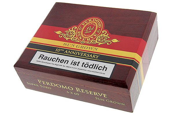 Perdomo Reserve 10th Anniversary Sun Grown Super Toro 25er Kiste geschlossen
