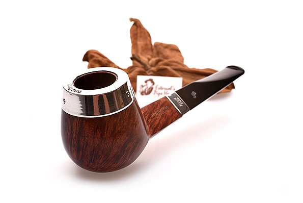 Peterson Pipe of the Year 2000 Limited Edition oF Peterson Pipe of the Year 2000 Limited Edition oF