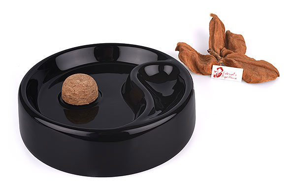 Pipe Ashtray Ceramic Black for one Pipe Pipe Ashtray Ceramic Black for one Pipe
