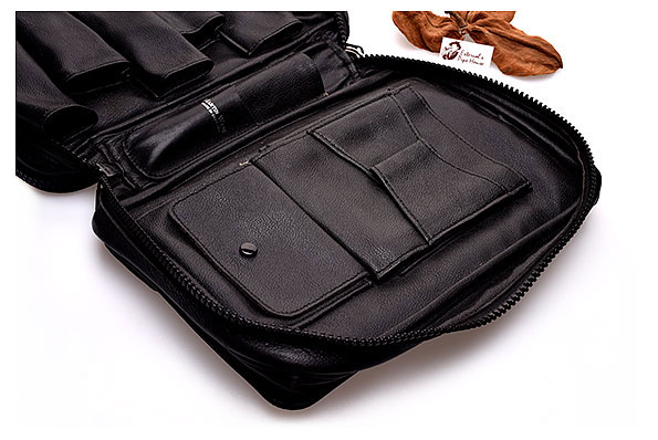 Martin Wess Pfeifentasche Leder Schwarz Zubeh�rf�cher Detailansicht