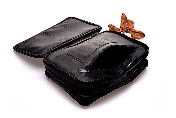 Martin Wess Pfeifentasche Leder Schwarz Innentasche mit Rei�verschluss offen