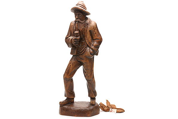 Skulptur Mann mit Pfeife - gebraucht  Skulptur Mann mit Pfeife - gebraucht