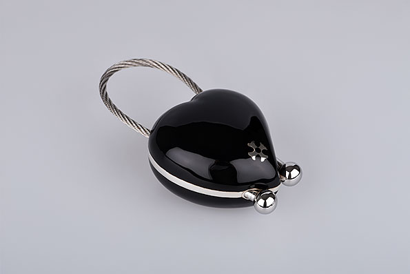 Sillem's Key Heart Enamel Black 925er Sterling Silver Sillem's Key Heart Enamel Black 925er Sterling Silver