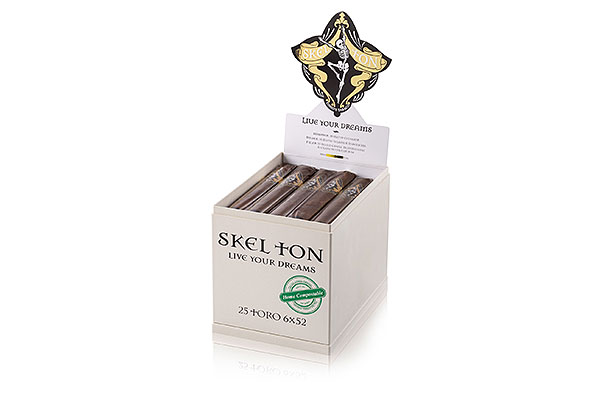 Skel Ton Live Your Dreams Toro (Toro) 25 Cigars