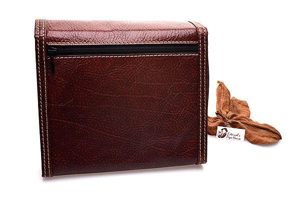 Martin Wess Design Leder Pfeifentasche Braun R�ckansicht mit Rei�verschlussfach